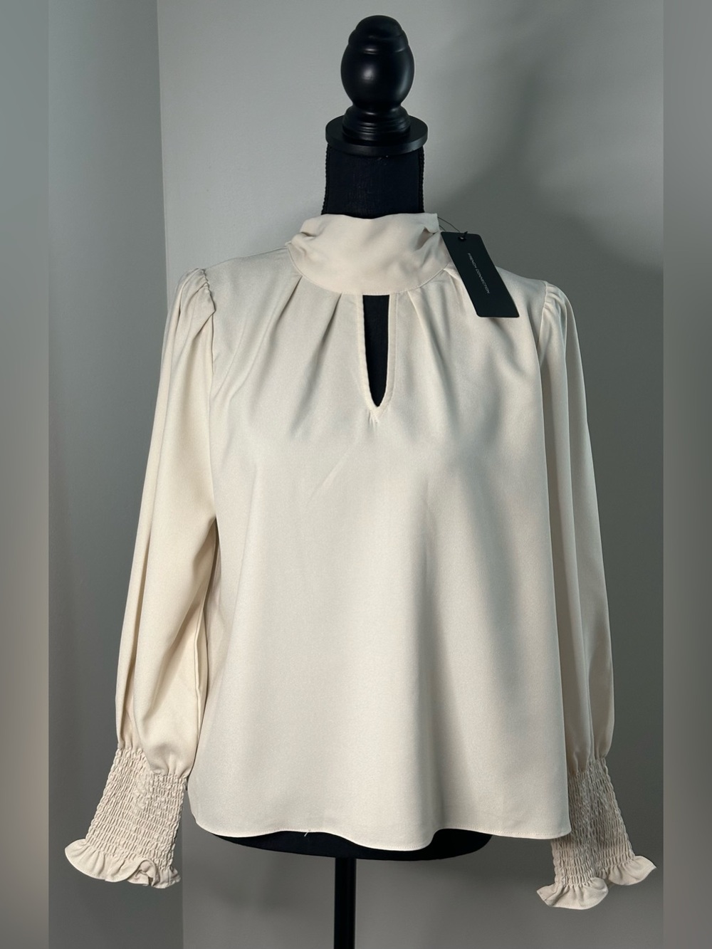 NWT! French Connection Women’s Cream Mock-Neck Blouse with Smocked Cuffs